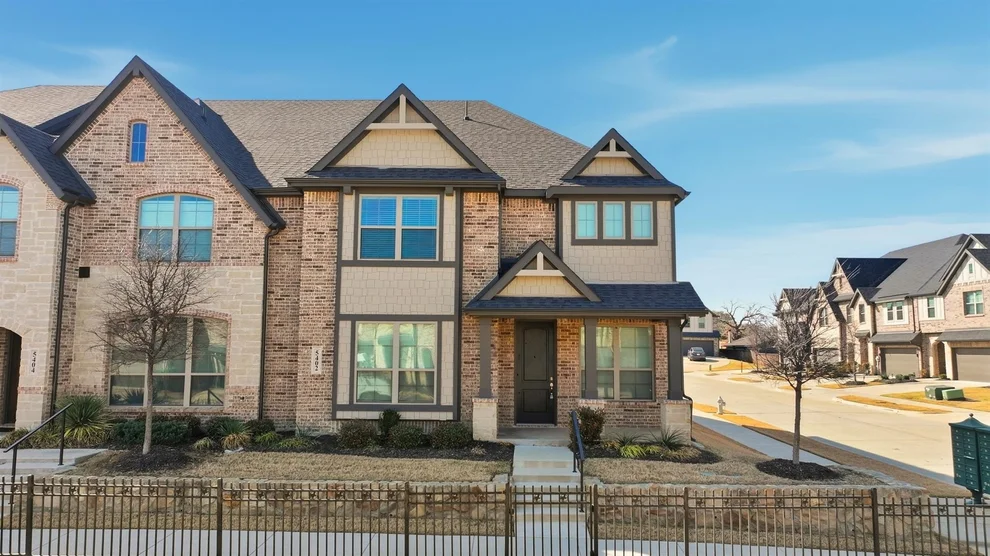 Unit for sale at 5402 Winged Foot Drive, Arlington, TX 76017