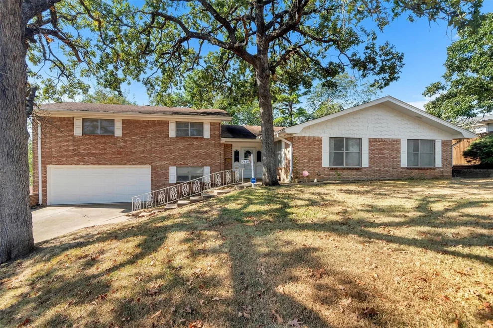 Unit for sale at 1520 W Main Street, Denison, TX 75020