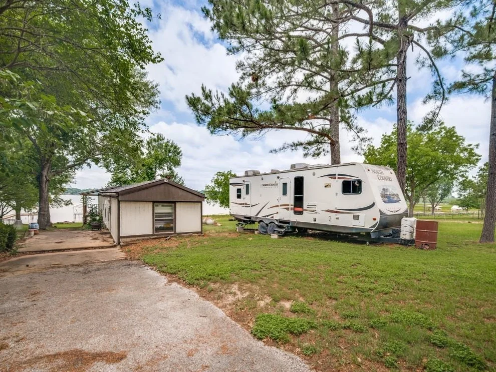 Unit for sale at 117 Prairie Drive, Mabank, TX 75156