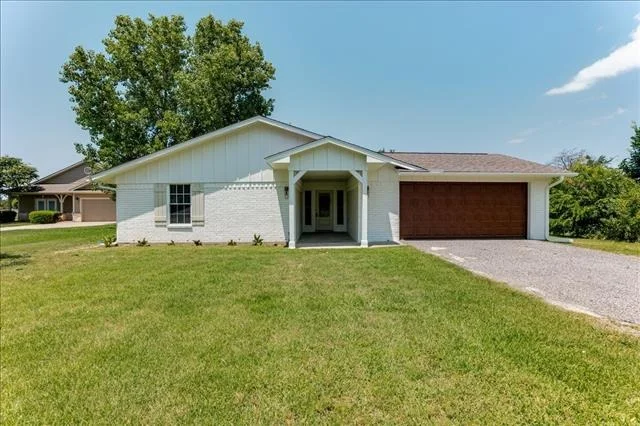 Unit for sale at 104 Pontiac Drive, Lake Kiowa, TX 76240