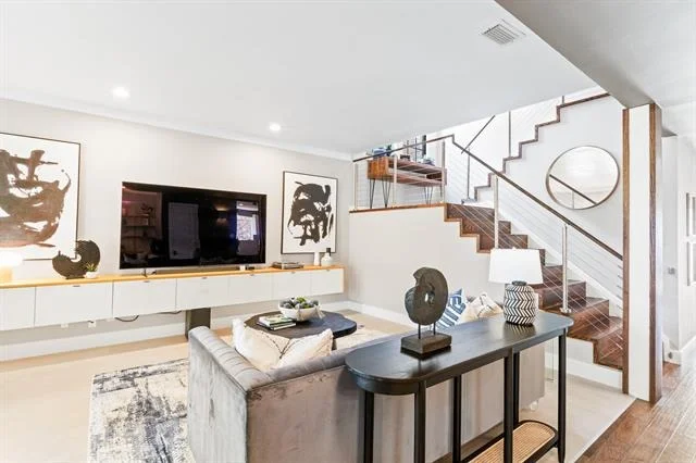 Unit for sale at 916 Pavillion Street, Dallas, TX 75204