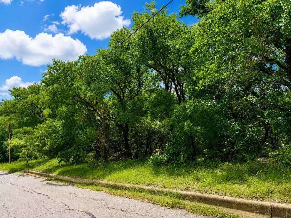 Unit for sale at 00 NW 10th St, Mineral Wells, TX 76067