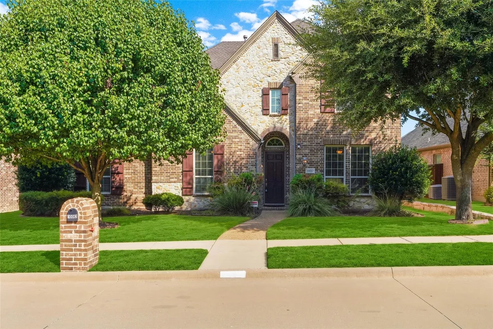 Unit for sale at 10082 Drawbridge Drive, Frisco, TX 75035