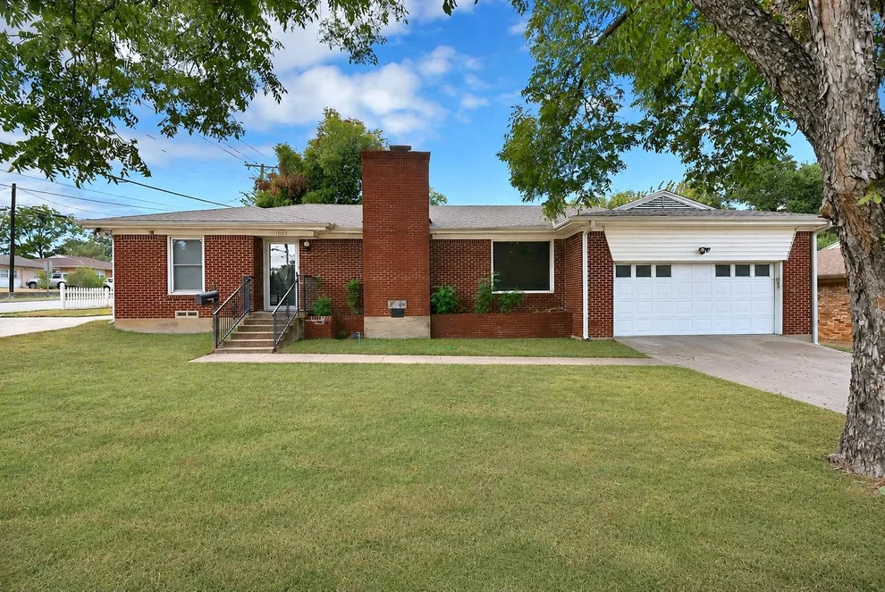 Unit for sale at 1003 Brookhollow Drive, Irving, TX 75061