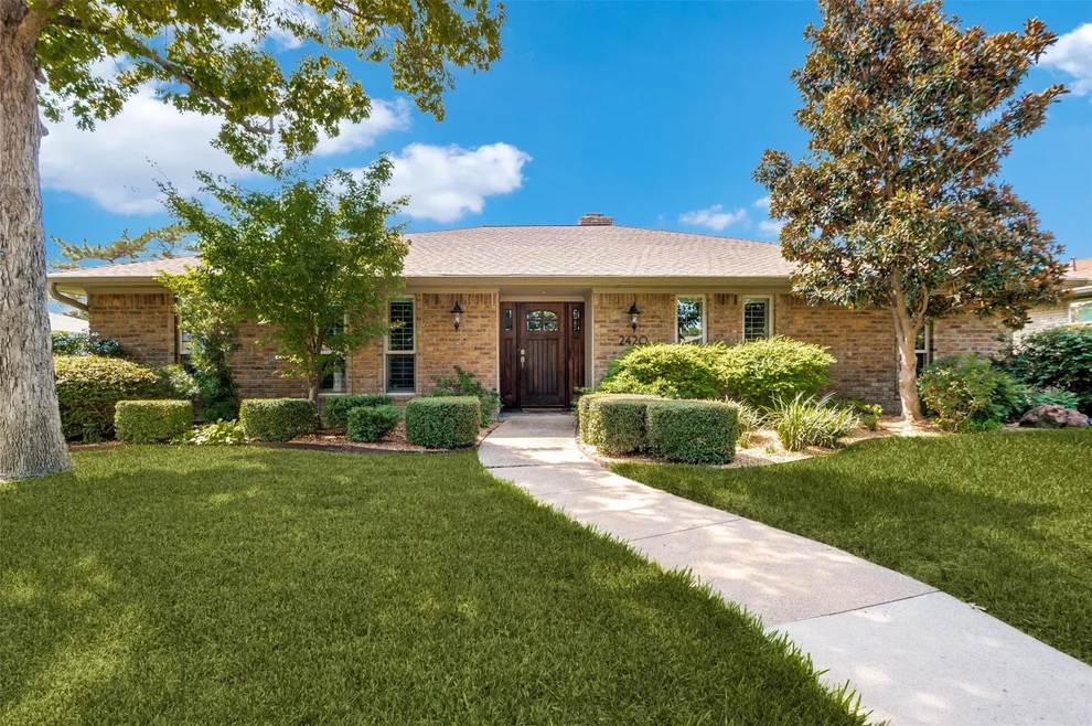Unit for sale at 2420 Windsor Place, Plano, TX 75075