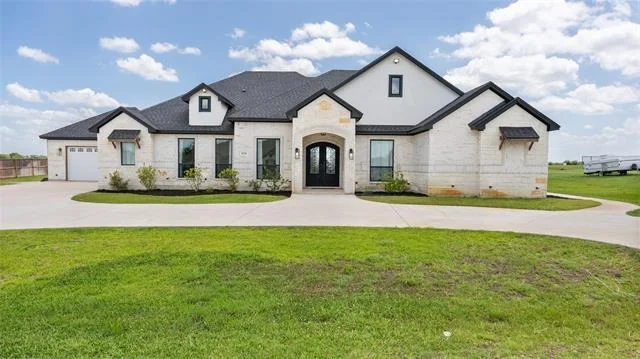 Unit for sale at 8224 Harvest Drive, Grandview, TX 76050