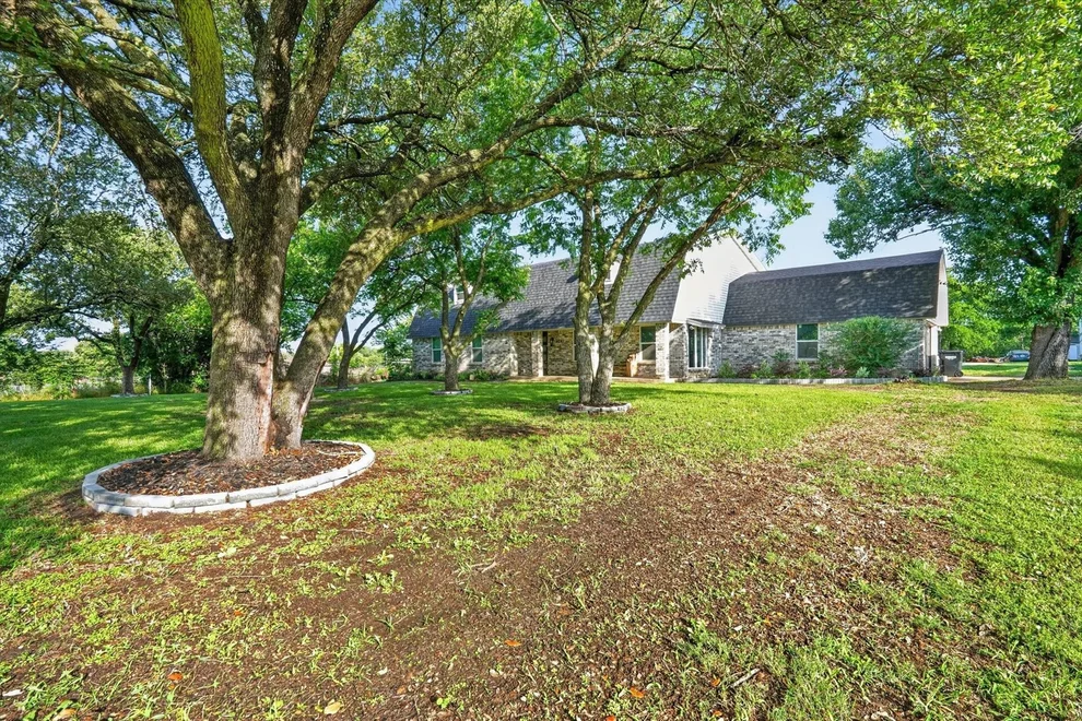 Unit for sale at 4041 Burleson Retta Road, Burleson, TX 76028