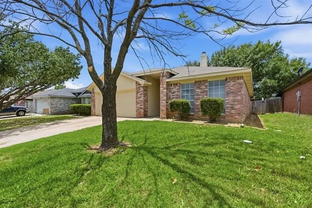 Unit for sale at 8117 Broken Arrow Road, Fort Worth, TX 76137