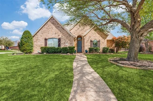 Unit for sale at 159 Courtney Bay Lane, Argyle, TX 76226