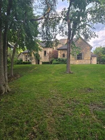 Unit for sale at 4541 Stonewood Circle, Midlothian, TX 76065