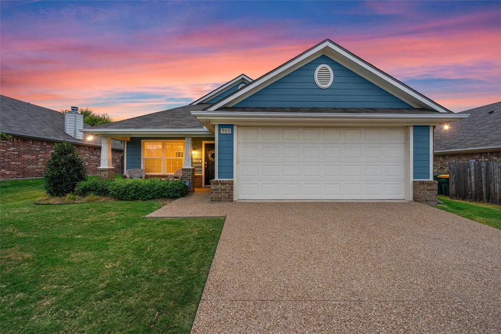 Unit for sale at 905 Heston Circle, Robinson, TX 76706