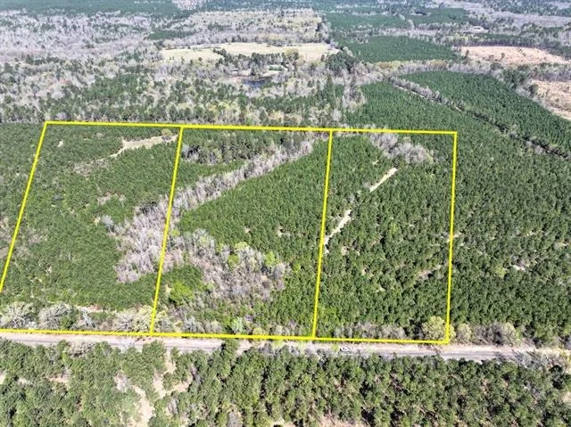 Unit for sale at 10 United Gas Road 2, Rodessa, LA 71069