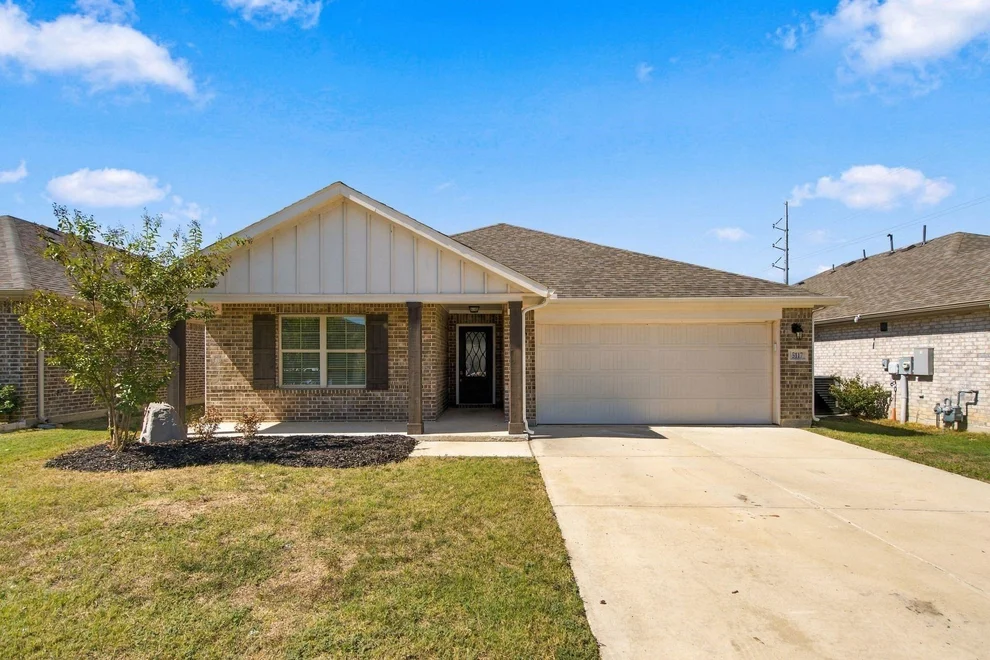 Unit for sale at 5117 Del Monte Drive, Denton, TX 76207