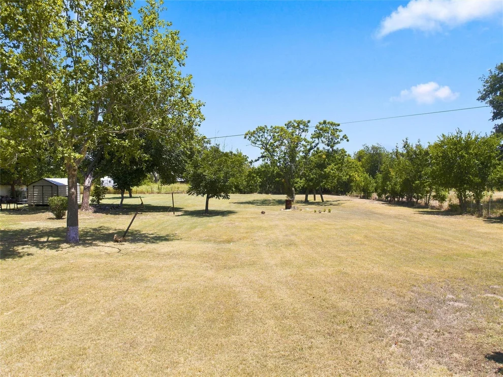 Unit for sale at 000 Ave M Avenue, Crawford, TX 76638