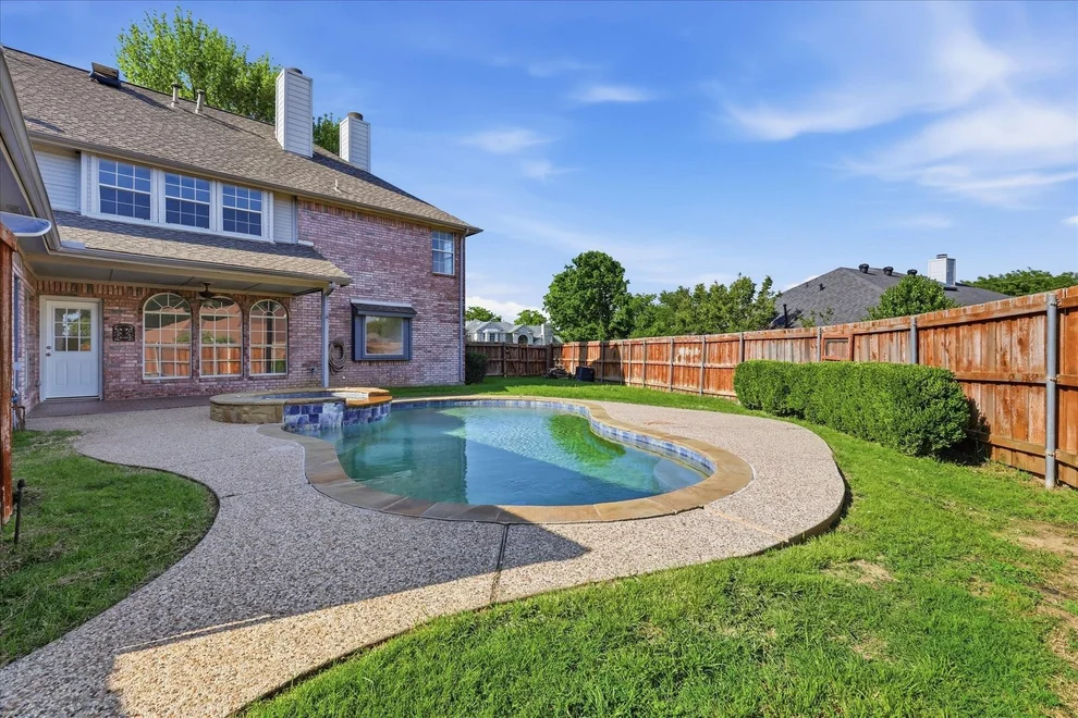 Unit for sale at 1904 Brabant Drive, Plano, TX 75025