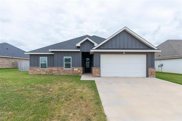 Unit for sale at 7455 Sleepy Hollow Lane, Abilene, TX 79602