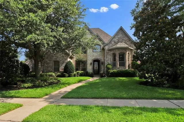 Unit for sale at 400 Vintage Court, Colleyville, TX 76034