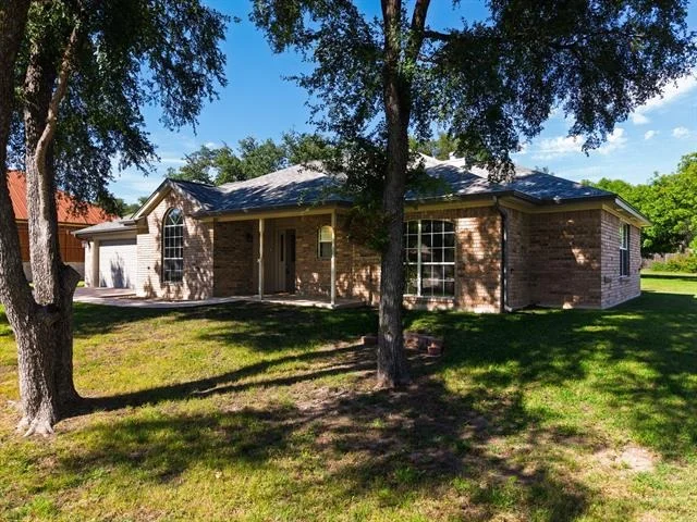 Unit for sale at 1909 Diamond Ridge Drive, Lampasas, TX 76550