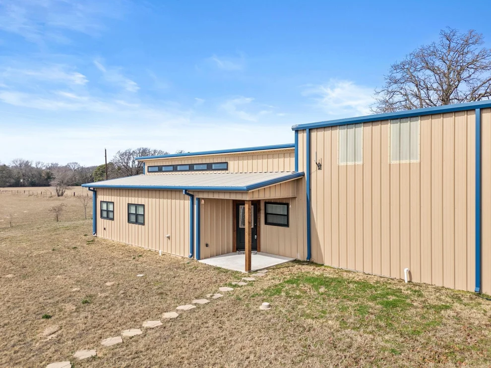 Unit for sale at 2800 CR 2330, Mineola, TX 75773