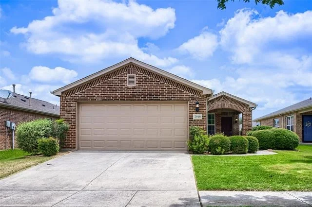Unit for sale at 7918 Tatum Drive, Frisco, TX 75036