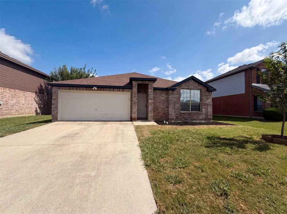 Unit for sale at 143 Pintail Lane, Sanger, TX 76266