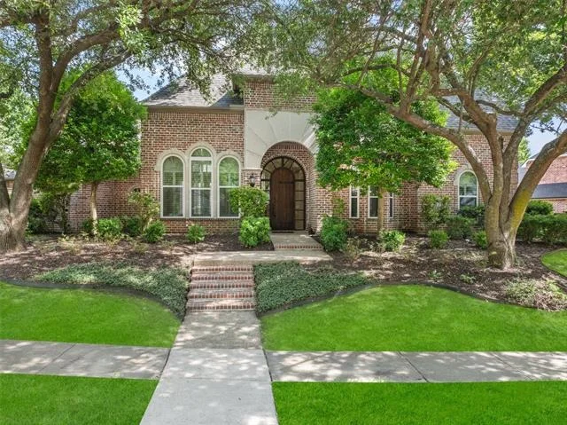 Unit for sale at 906 Glen Rose Drive, Allen, TX 75013