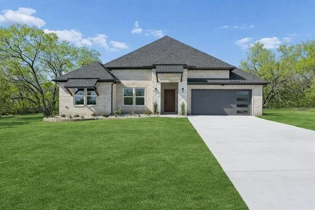 Unit for sale at 98 Roberts Run, Sherman, TX 75092