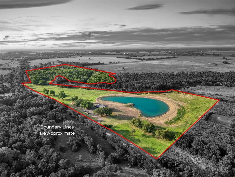 Unit for sale at 350 County Road 494 S, Chilton, TX 76632