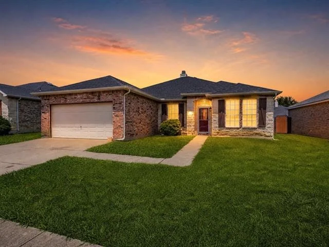 Unit for sale at 8221 Atherton Street, Arlington, TX 76002