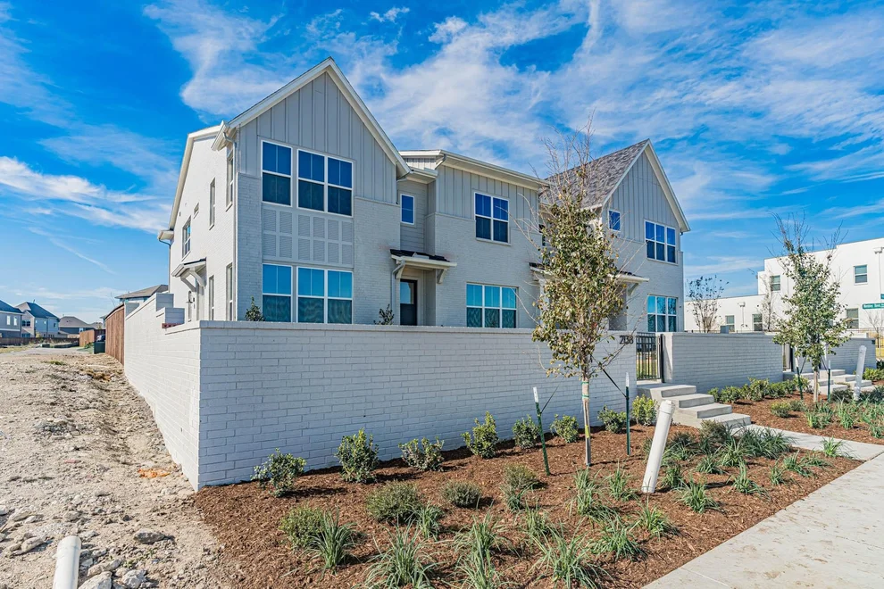 Unit for sale at 2136 Village Walk Place, Aledo, TX 76008