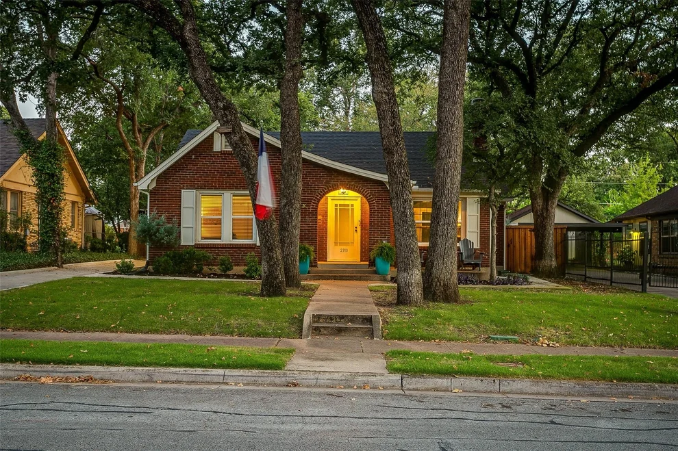 Unit for sale at 2310 Primrose Avenue, Fort Worth, TX 76111