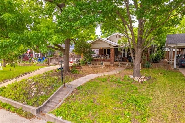 Unit for sale at 2112 Ashland Avenue, Fort Worth, TX 76107