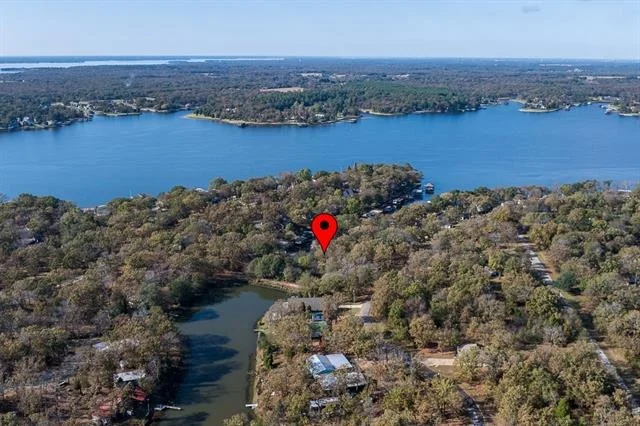 Unit for sale at 5540 Point Lavista, Malakoff, TX 75148