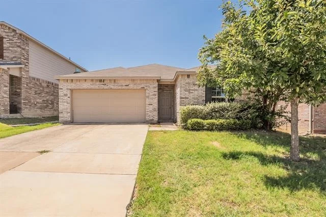 Unit for sale at 2428 Lohani Lane, Fort Worth, TX 76131