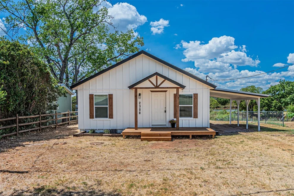 Unit for sale at 2308 Long Creek Court, Granbury, TX 76049