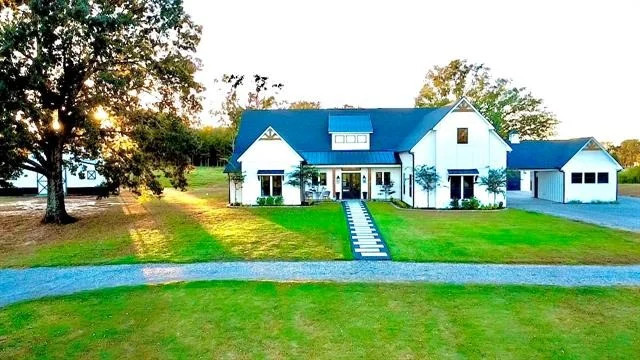 Unit for sale at 11039 FM 607 N E, Brownsboro, TX 75756