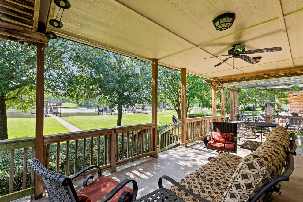 Unit for sale at 194 Bushwhacker Drive, Mabank, TX 75156