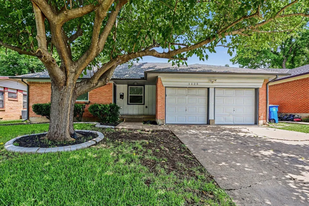 Unit for sale at 1125 Waweenoc Avenue, Dallas, TX 75216