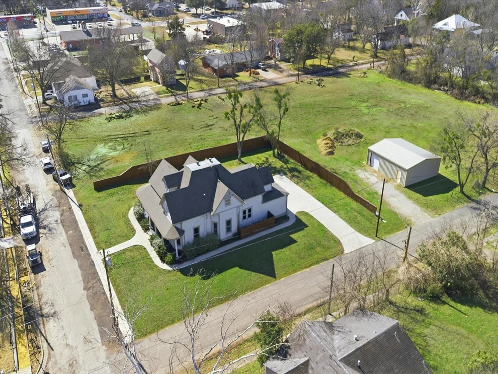 Unit for sale at 1401 Arp Street, Commerce, TX 75428