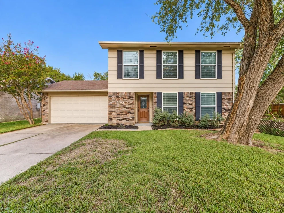 Unit for sale at 2109 Via Estrada, Carrollton, TX 75006