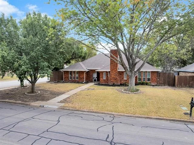 Unit for sale at 816 Autumn Lake Drive, Allen, TX 75002