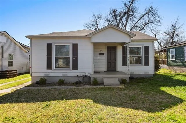 Unit for sale at 2712 Lyle Avenue, Waco, TX 76708