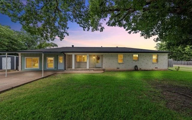 Unit for sale at 525 W 7th Street, Crawford, TX 76638