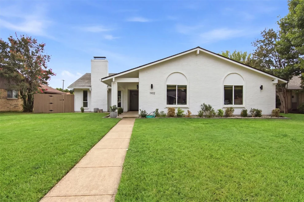 Unit for sale at 1902 Baylor Drive, Richardson, TX 75081