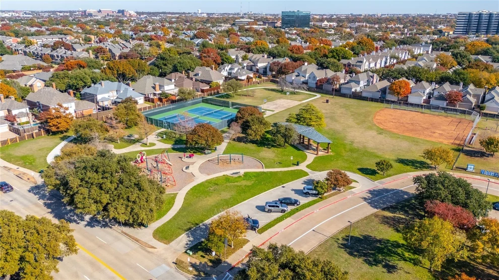 Unit for sale at 18333 Roehampton Drive, Dallas, TX 75252