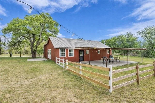Unit for sale at 261 Windmill Lane, Waco, TX 76705