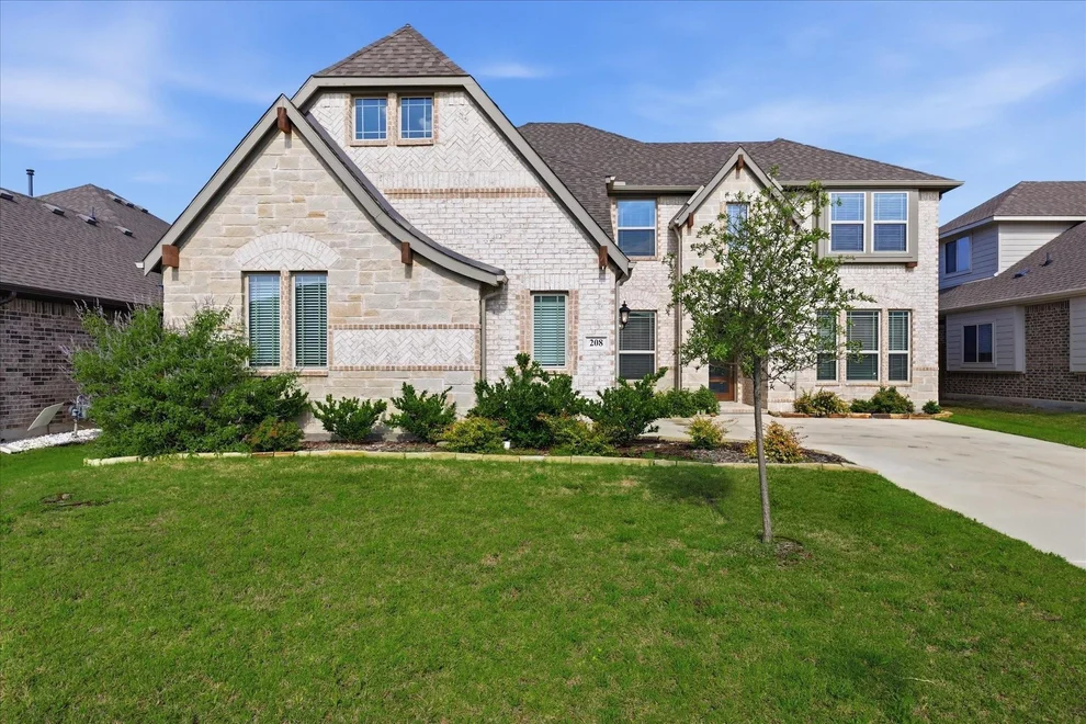 Unit for sale at 208 Lakewood Lane, Ponder, TX 76259