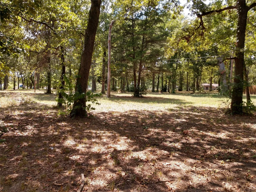 Unit for sale at 372 Punta Pescador, Gun Barrel City, TX 75147