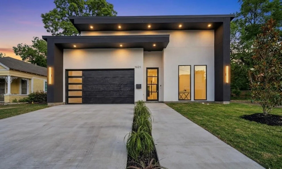 Unit for sale at 1621 Bannock Avenue, Dallas, TX 75215