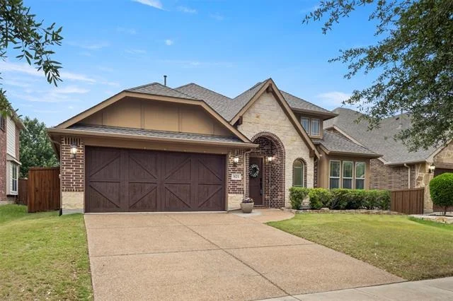 Unit for sale at 925 Lighthouse Lane, Savannah, TX 76227